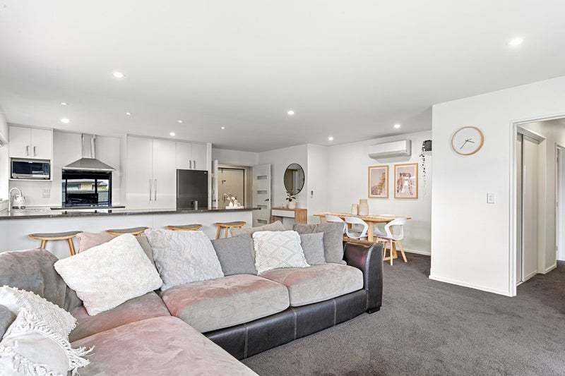 10 Champagne Avenue, Yaldhurst, Christchurch - Carousel 2