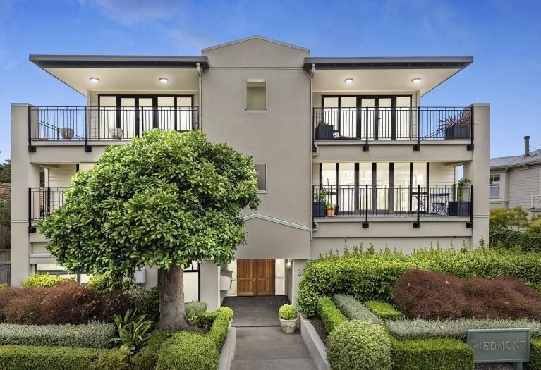 11/28 Hobson Street, Thorndon, Wellington - Carousel 2