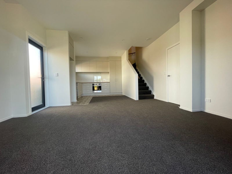 1/7 Dyer Street, Whitiora, Hamilton - Carousel 2