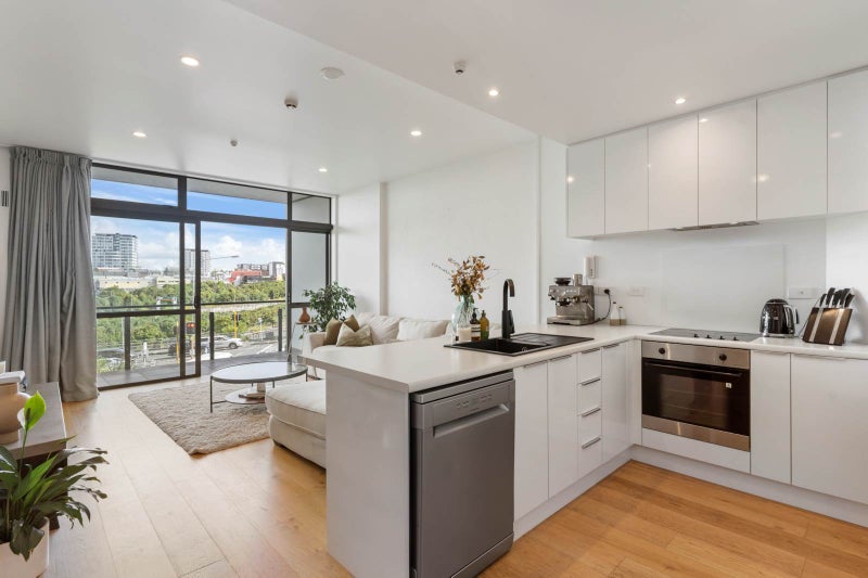 5I/6 Piwakawaka Street, Eden Terrace, Auckland - Carousel 1