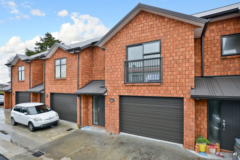 4/201 Ulster Street, Whitiora, Hamilton - Carousel 2