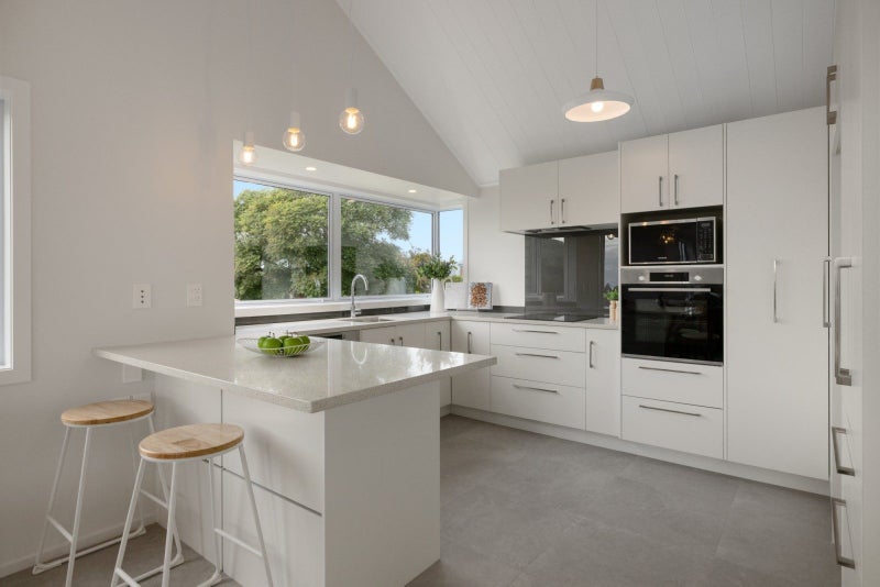 8A Dysart Road, Otumoetai, Tauranga - Carousel 2