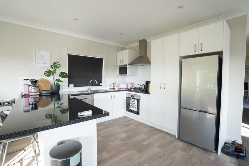 3 Hoewaka Lane, Bell Block, New Plymouth - Carousel 2
