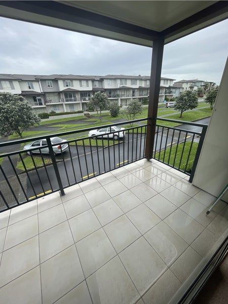 4/36 Opito Way, East Tamaki, Auckland - Carousel 1