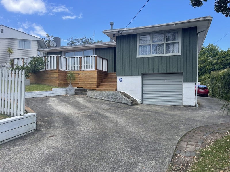 10 Hinau Street, New Lynn, Auckland - Carousel 1