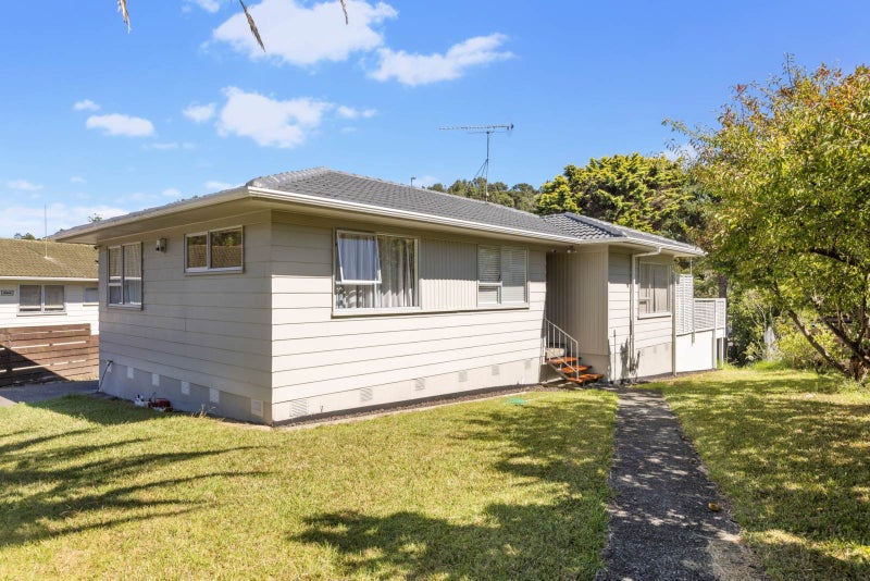 5 Embassy Place, Glenfield, Auckland - Carousel 2