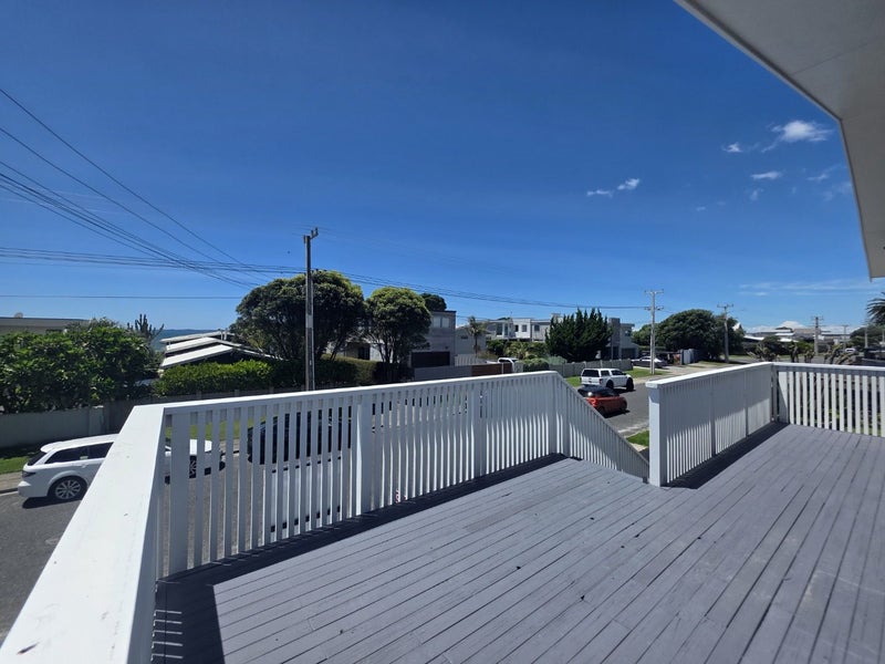 96 Karewa Parade, Papamoa Beach, Papamoa - Carousel 1