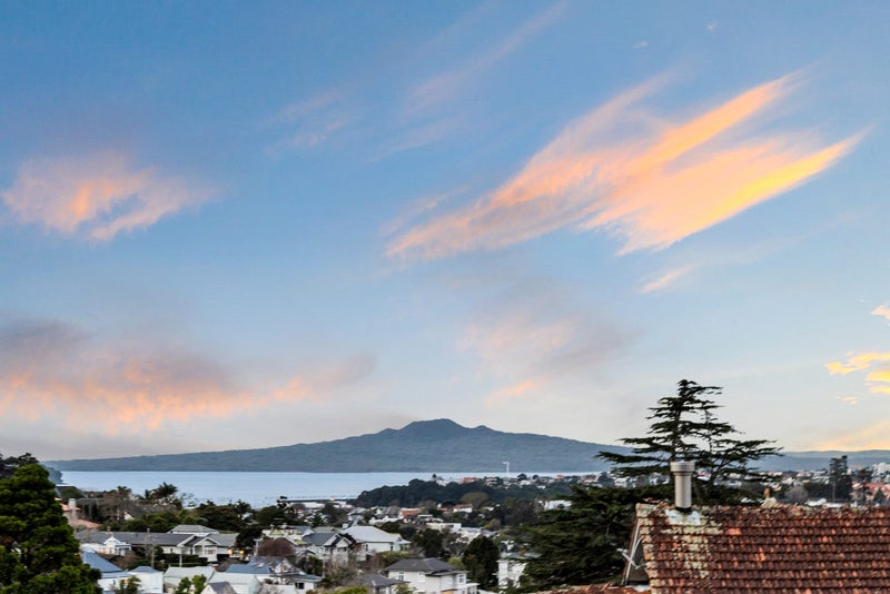 2A Ridings Road, Remuera, Auckland - Carousel 2
