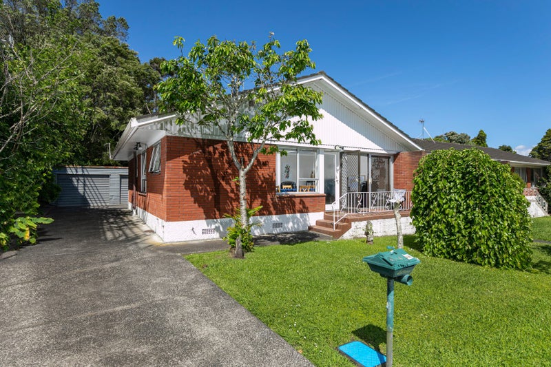 5/1 Takapu Street, Henderson, Auckland - Carousel 1