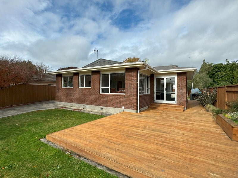 5 Humphries Place, Awapuni, Palmerston North - Carousel 16