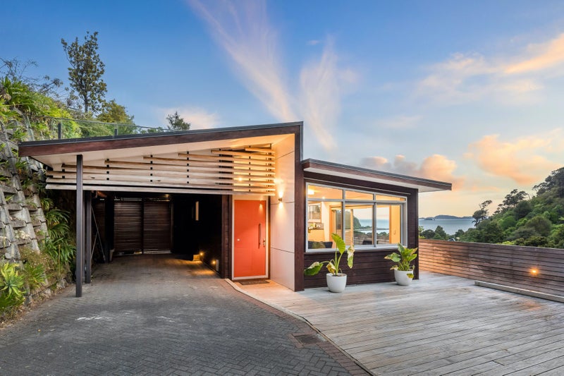 130A Cheviot Road, Lowry Bay, Lower Hutt - Carousel 1