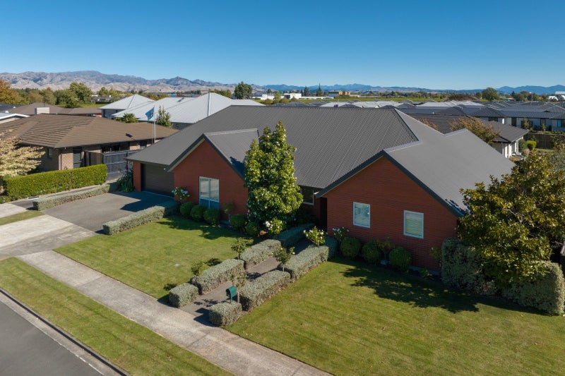 10 Windsor Close, Springlands, Blenheim - Carousel 1