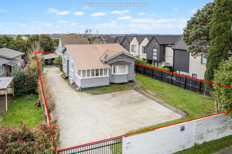 1/107 Waimumu Road, Massey, Auckland - Carousel 1