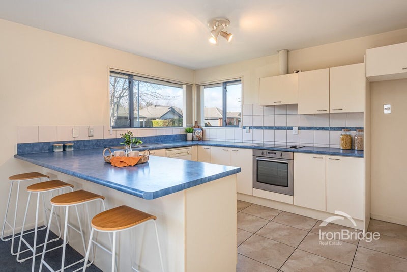 6 Aylsham Lane, Casebrook, Christchurch - Carousel 2