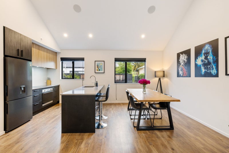 255B Edgeware Road, Edgeware, Christchurch - Carousel 2