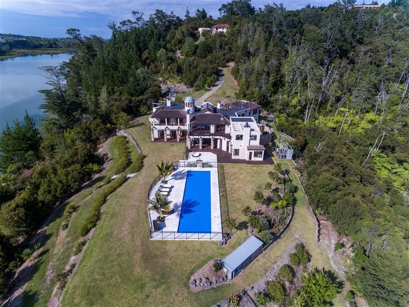 249B Paremoremo Road, Lucas Heights, Auckland - Carousel 2