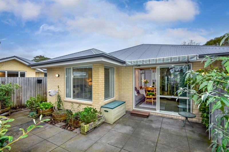 2/336 Harewood Road, Bishopdale, Christchurch - Carousel 1
