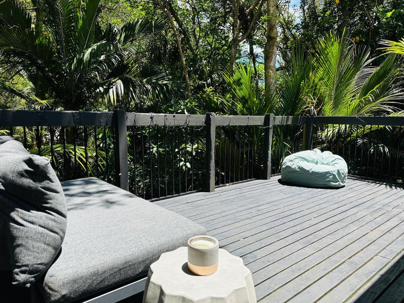 29 Hobson Terrace, Onetangi, Waiheke Island - Carousel 1