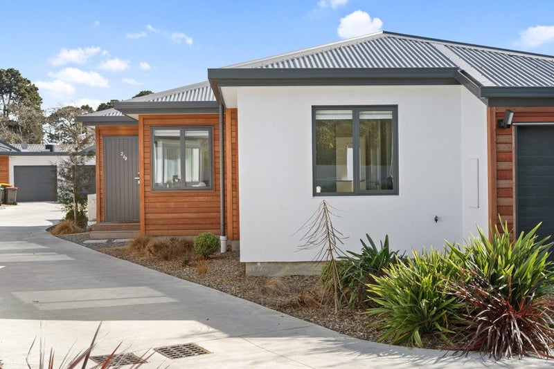 2/9 Raupo Street, Bromley, Christchurch - Carousel 1