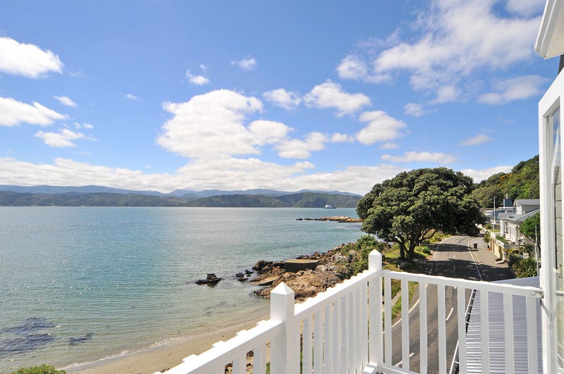 379 Karaka Bay Road, Karaka Bays, Wellington - Carousel 19