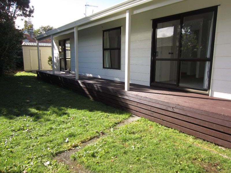 5A Clarkin Road, Fairfield, Hamilton - Carousel 1