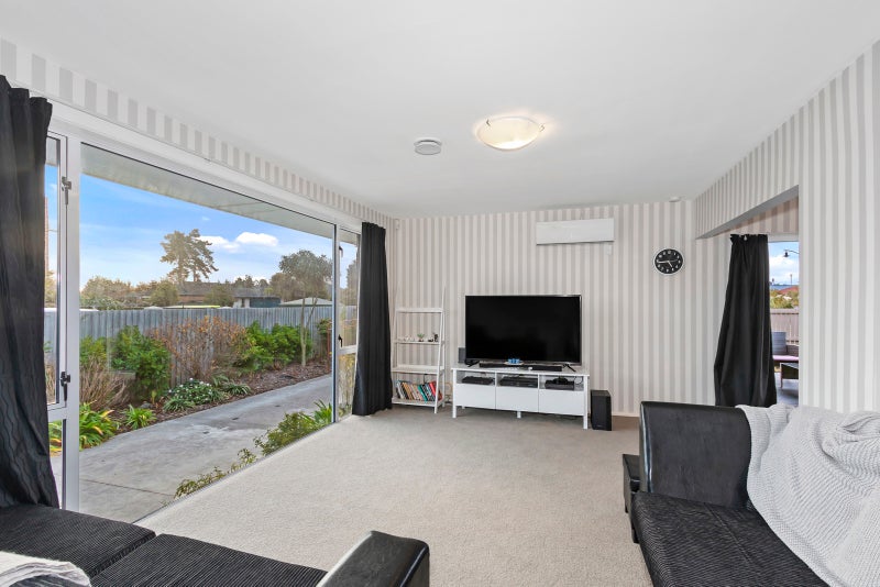 85 Beach Road, North New Brighton, Christchurch - Carousel 2