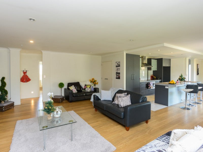 9 Anna Lane, Raureka, Hastings - Carousel 2