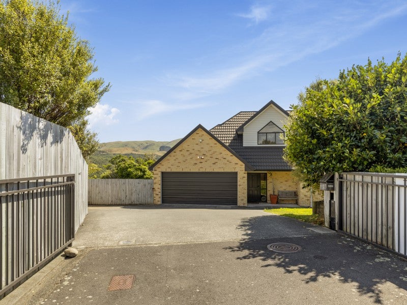 23 Kelso Grove, Kelson, Lower Hutt - Carousel 2