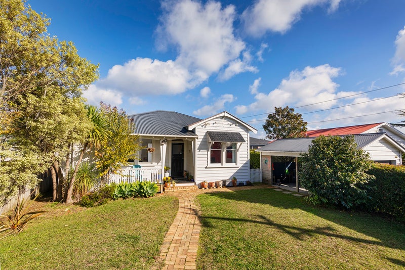 6 Larch Street, Avondale, Auckland - Carousel 20