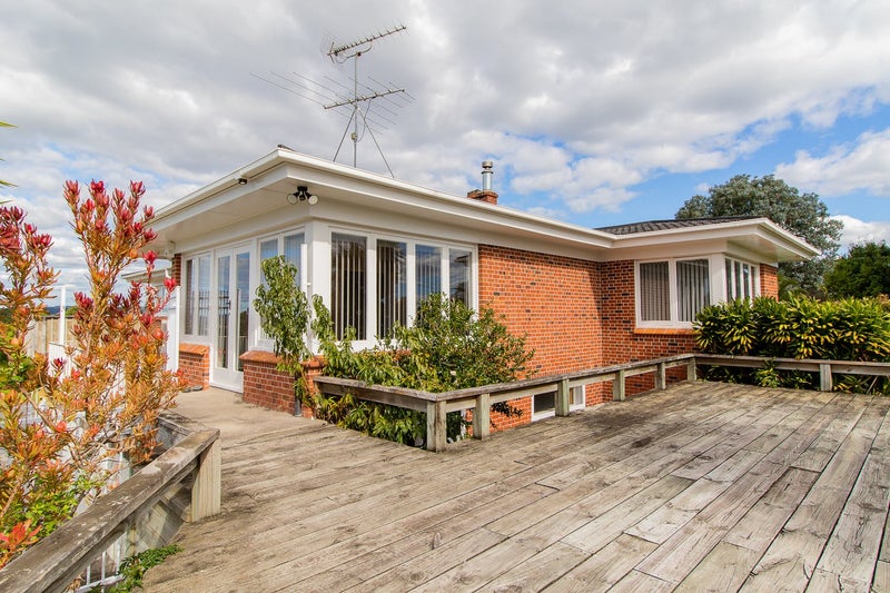 297 Point View Drive, Shamrock Park, Auckland - Carousel 2