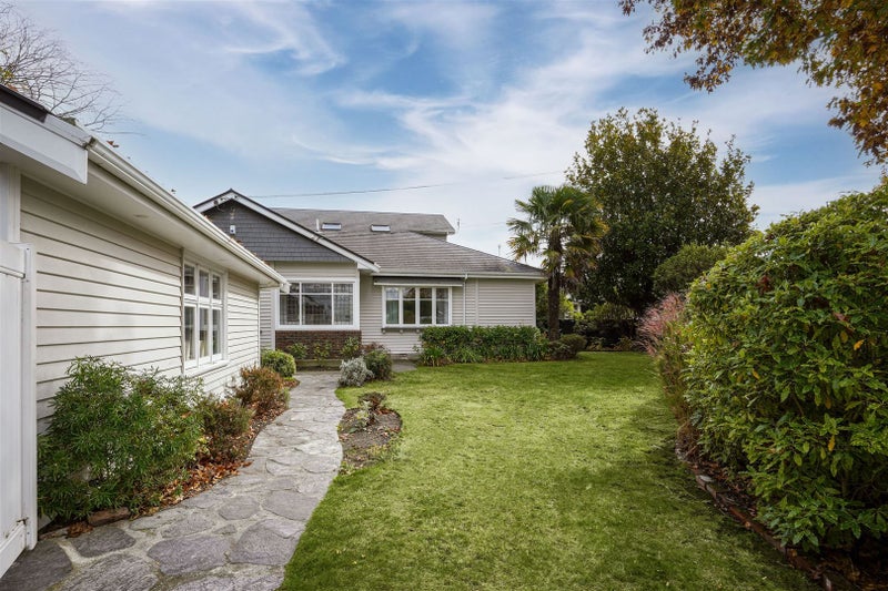 1 Bradnor Road, Fendalton, Christchurch - Carousel 21