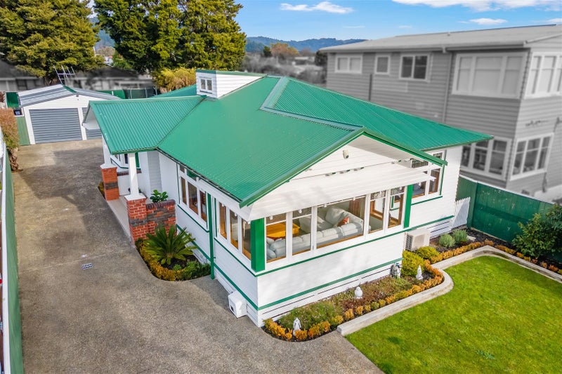 4 Victoria Street, Ebdentown, Upper Hutt - Carousel 1