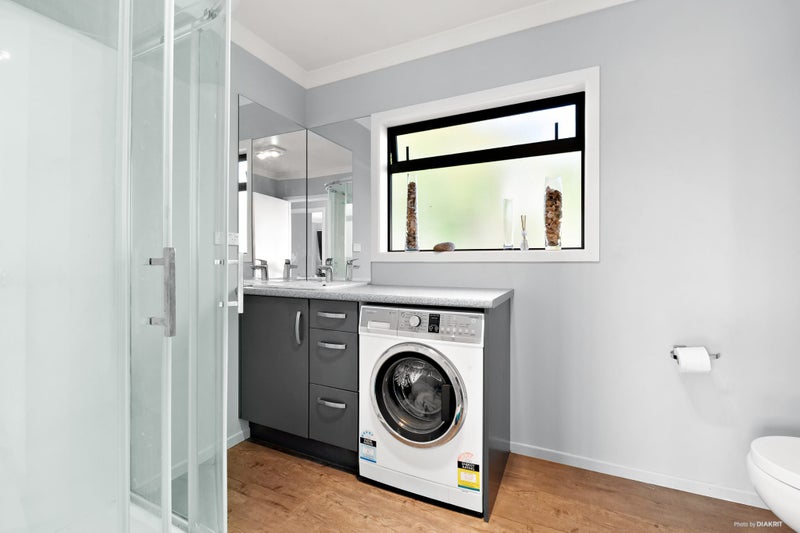 29 Gledstane Road, Stanmore Bay, Whangaparaoa - Carousel 7