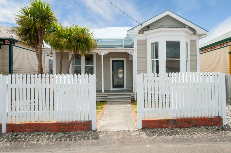 15 Heretaunga Street, Petone, Lower Hutt - Carousel 1