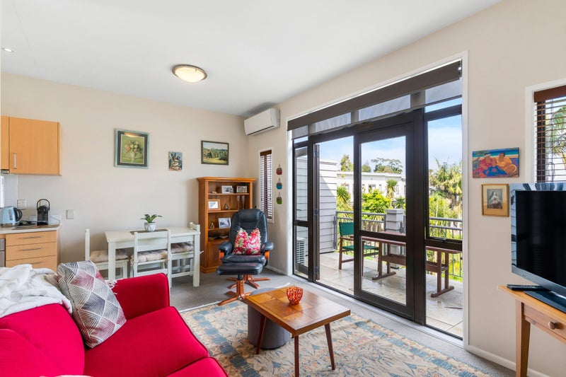 98/92 Bush Road, Albany, Auckland - Carousel 2