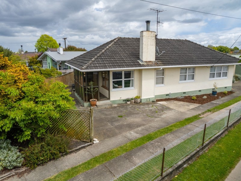 41 Roto Street, Tahunanui, Nelson - Carousel 1