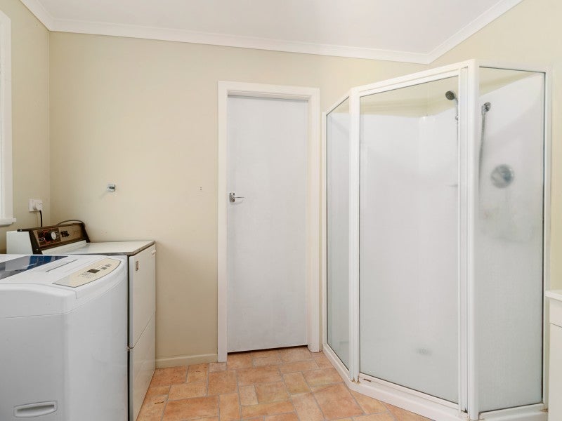 21B Tirita Street, Kawaha Point, Rotorua - Carousel 2