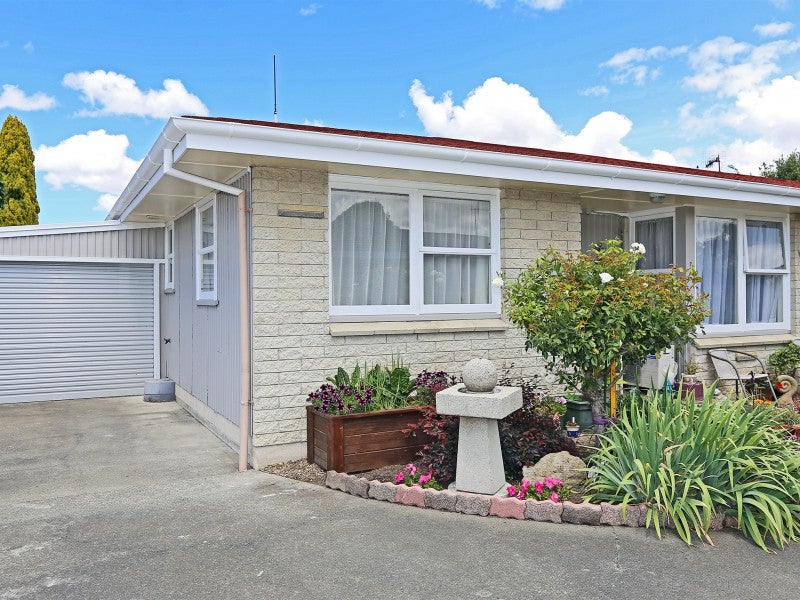 2/408 Avenue Rd W, Saint Leonards, Hastings - Carousel 1