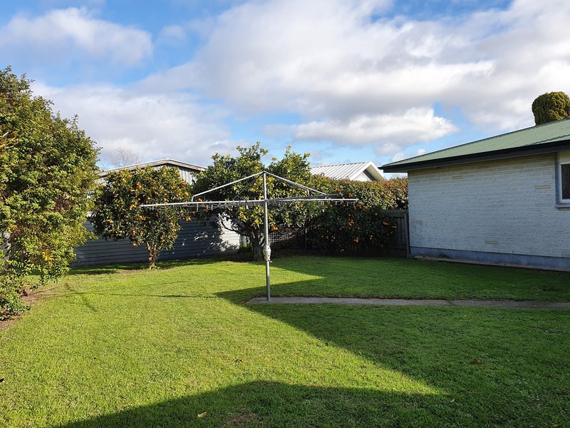 9 Valerie Street, Clive, Clive - Carousel 17