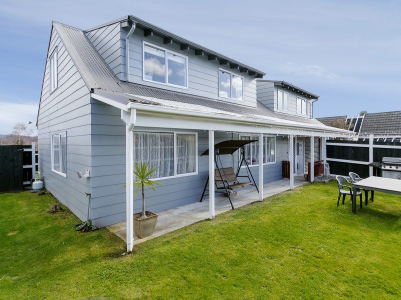 2/27 Tobin Place, Richmond Heights, Taupō - Carousel 1