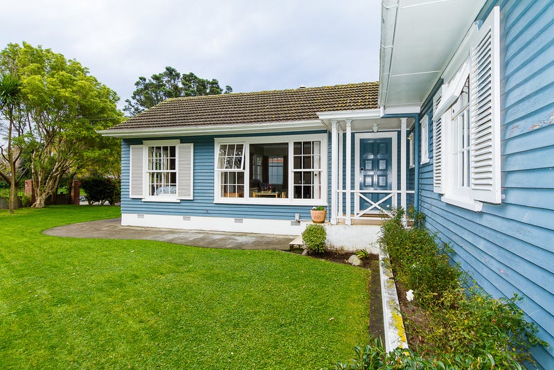 29 Hayward Terrace, Waiwhetu, Lower Hutt - Carousel 2