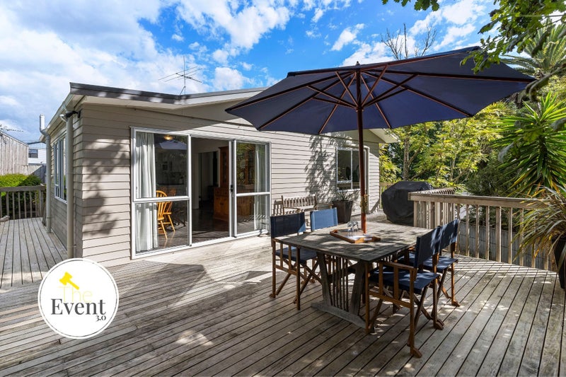 3 Melba Street, Beach Haven, Auckland - Carousel 1
