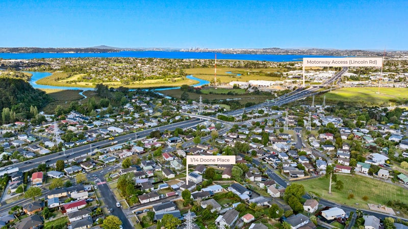 1/14 Doone Place, Massey, Auckland - Carousel 13