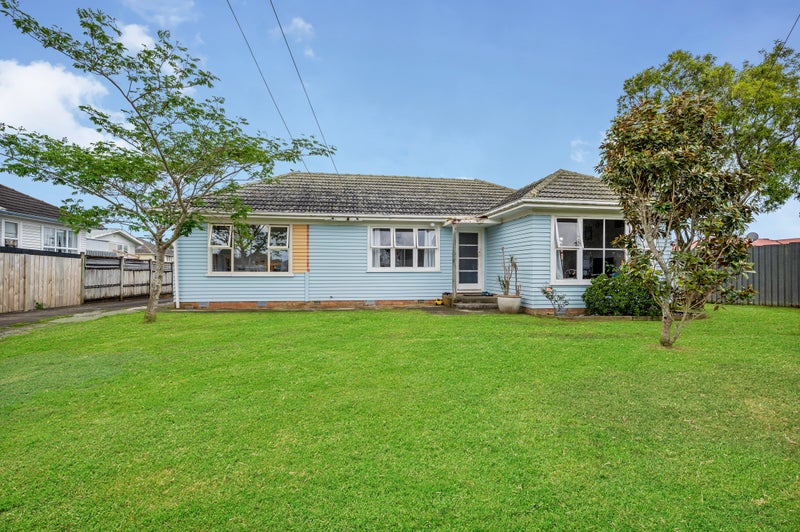 7 Linda Place, Otara, Auckland - Carousel 2