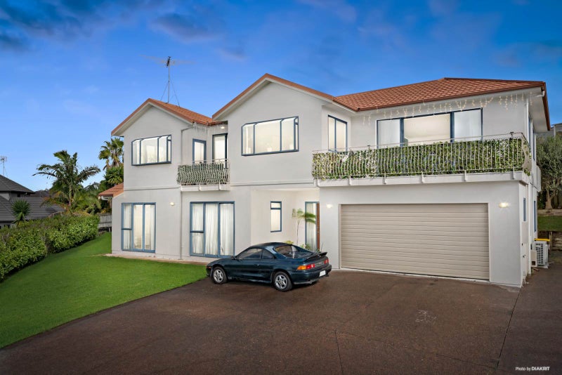 15 Commodore Court, Gulf Harbour, Whangaparaoa - Carousel 1