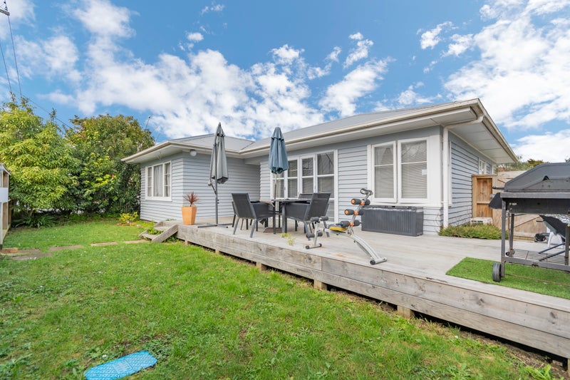 15 McDougall Street, Manurewa East, Auckland - Carousel 1