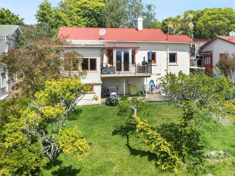 19 Benfield Avenue, Mount Albert, Auckland - Carousel 14