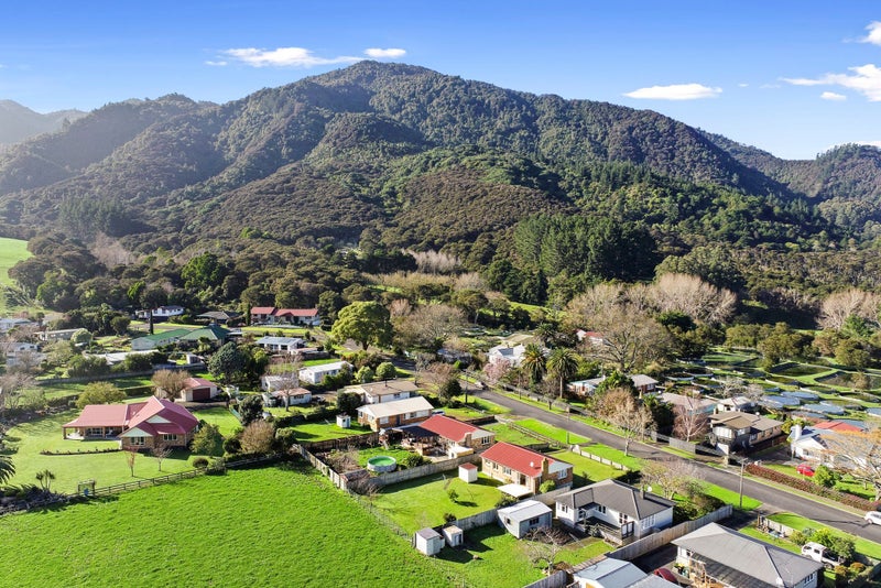 12 Hamilton Street, Te Aroha, Te Aroha - Carousel 2