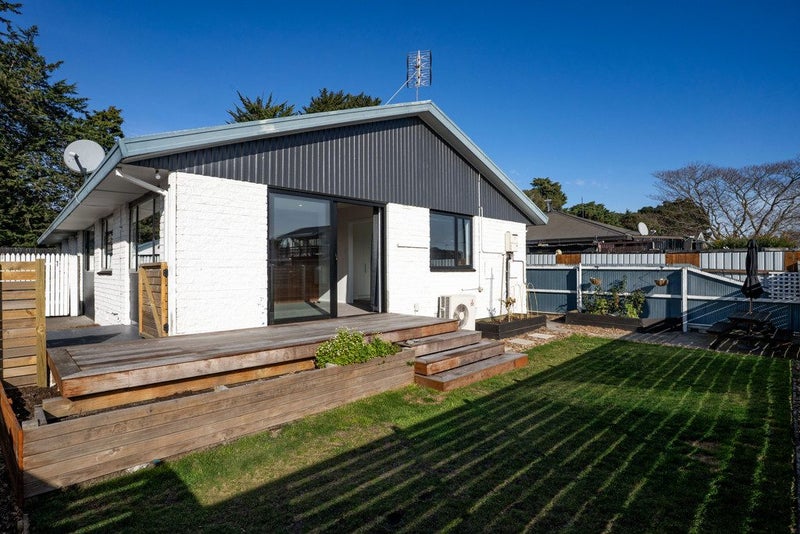 1/142 Hay Street, Bromley, Christchurch - Carousel 1