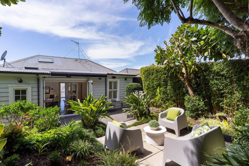 25 Bradford Street, Parnell, Auckland - Carousel 1